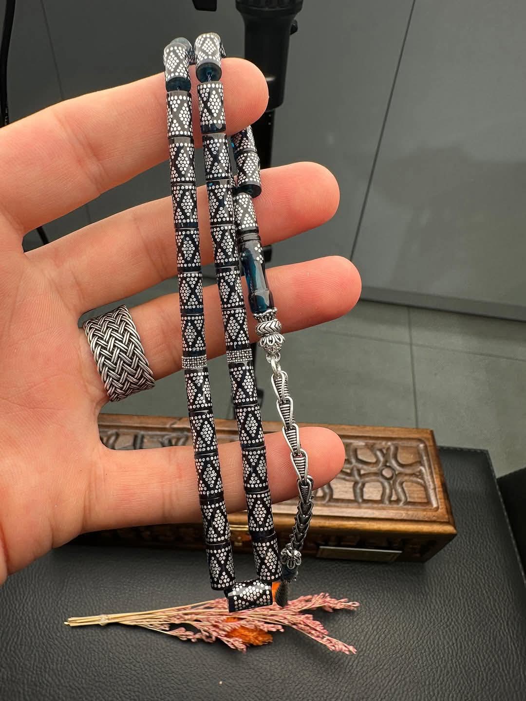 GÜMÜŞ İŞLEME KESME ATEŞ KEHRİBAR TESBİH